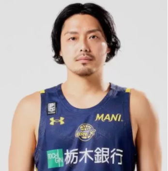 https://img.kuantuzs.com/img/basketball/player/c83b1a623761085bb78364195f86ab5e.png